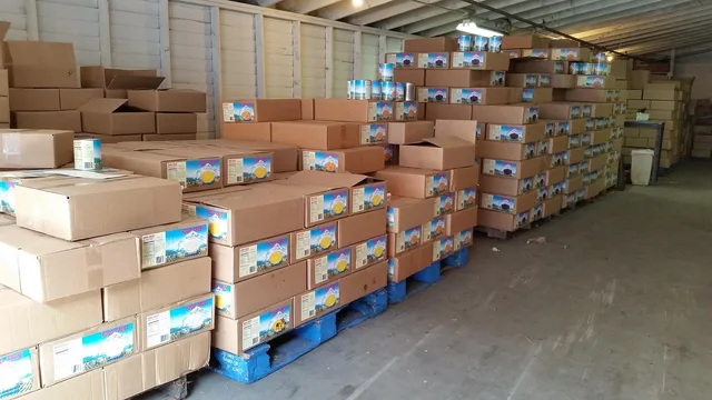 warehouse, pallet, food, product, box, storage, produce, buyer, wholesale, cargo, container, brown box, wholesale, wholesale, wholesale, wholesale, wholesale. Groothandel starten: welke inschrijvingen en vergunningen heb je nodig?